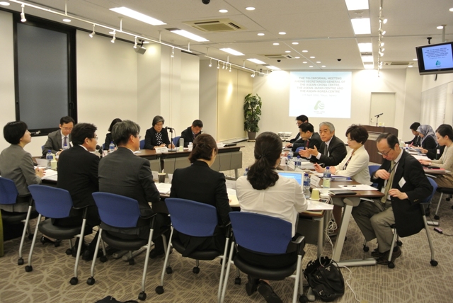 Three_Centre_Meeting_4