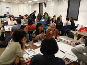 日本人学生達とのグループ・ディスカッション