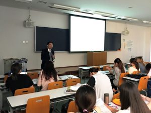 On_site_lecture_by_Nick_san