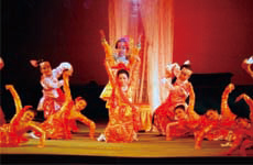 COLUMN 古典芸能を鑑賞