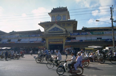 ビン・タイ市場